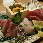 食彩一番 - 【土鍋御飯コース】お刺身盛り合わせ：ブリ：カンパチ：カツオ