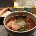 らぁめん 喜乃壺 - 喜乃壺 鶏油（醤油、炭焼き）760円