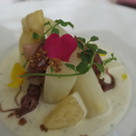 プレヴナンス - 28年2月　ロワール白アスパラとホタルイカ　ハーブとヨーグルトソース