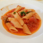 オチェーアノ - ４ディッシュコース　ペンネ アサリとキノコのトマトソース　2013.10