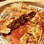 Okonomiyaki Yafuufu Xu - 広島風お好み焼き 1180円