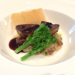 マンダリンオリエンタル 東京 - ウェディング料理　フランス産フレッシュフォアグラのソテー ポルト酒風味を添えたキノコとポルチーニ茸のリゾット