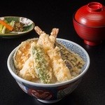 割烹 天ぷら 三太郎 - 海老野菜天丼　￥1,500