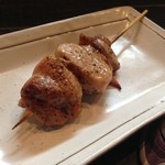 和鶏屋 - H.28.3.17.夜 百日鶏もも串焼き @190円税別
