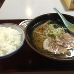三喜屋 - 今日の昼飯わ京橋にてラーメンライス^_−☆