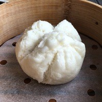 広東料理 センス - 白金豚のチャーシュー饅頭