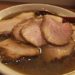 麺や 七彩 - 喜多方肉そば（煮干し）大盛り