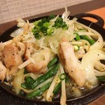 Kaisen izakaya wakadaisho no shiroten - 塩ホルモン鉄板焼き