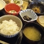 王ヶ頭ホテル - 朝食はシンプルですが手抜きはありません。
