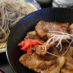 和寒雪割そば - 豚丼セット（冷そば）1100円