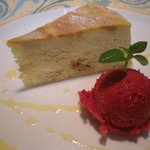 UN JOUR - キャラメルチーズケーキと木苺のソルベ¥630
