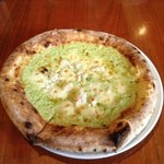 カニとアボカドクリームソース