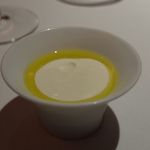 レフェルヴェソンス - 大阪・千里の美味しいパンには豆腐+サワークリーム+オリーヴオイルをつけて