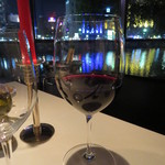 メゾン ド　ヨシダ - グラスの赤を