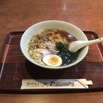 富士見屋 - ラーメン￥560 （2016.03）