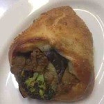 48759334 - 焼きカレーパン