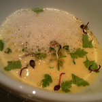 ユニッソン デ クール - ２３日　ディナー　モンサンミッシェルムール貝のヴェローテ　カプチーノ・サフラン