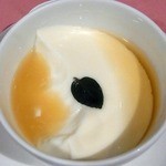 菜香新館 - 杏仁豆腐