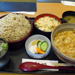 蕎麦 ひのや - 地鶏の親子丼セット（海苔なしで）1050円＋大盛100円