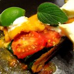 カンテサンス - トマトとウニのタルトレット