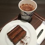 ジャンポール エヴァン チョコレート バー - ショコラ ショ オ ロックフォール
      ゲランド