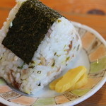 内橋ラーメン - 焼き豚入りおにぎり