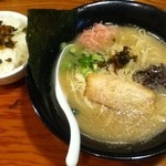 らーめん 頭 - 頭ラーメン＋ごはん