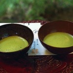 デュード - 和テイスト満載の緑茶