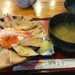 Oshokujidokoro Kyou - 海鮮丼　1500円　大盛りで100円UP +消費税