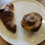 ル・シュクレクール 岸部 - クロワッサン＆シナモンロール