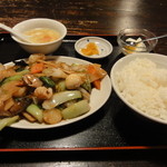 八福食堂 - 八宝菜定食６８０円