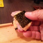 熊の焼鳥106 - 先付け　雲丹ムネ　海苔を巻いて戴きます