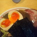麺ハウス こもれ美 - 玉子も美味しい！　海苔の風味が良いです