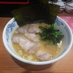 家系ラーメン みさき家 - チャーシューメン