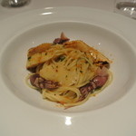 リストランテ カノフィーロ - ホタルイカとタケノコ、ボッタルガのアーリオオーリオ　フェデリーニ