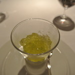 ラ・トルテュ - キウイのグラニテ、ペルノーのジュレ