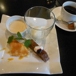 ステーキ・洋食のTANTO屋 - グルメセットのデザートプレート　2016.3