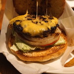 THE BURGER STAND FELLOWS - ダブルチーズバーガー