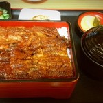 炭火焼うなぎ 東山物産 - 極上重　2880円