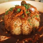 たっぷりのデミグラとバターライス