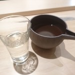 和海味処 いっぷく - 日本酒の種類に合わせてお猪口を変えます