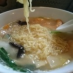 鳳仙花 - エビソバの麺。極細！