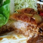 お食事処 ぼんち - 「カツカレーライス」のご飯もたっぷりです。