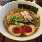 麺や しき - しき麺(700円)＋濃厚煮卵(100円)
