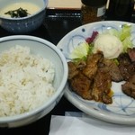 Natori - 牛カルビ、牛たん定食。