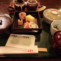 美濃吉 新阪急ホテル店 - 「和朝食 ￥2,160？」赤だしのお代わり頂きました。2016年薄桜記