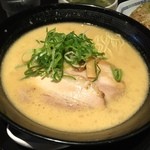 Ramen Hosokawa Honten - 元味(680円)