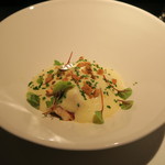 エクアトゥール - 28年2月　墨烏賊、オマール、筍、春キャベツ　じゃが芋エスプーマ焦がしアンチョビバター