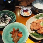 食楽厨房 以心伝心 - 唐揚げ・山かけ