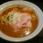 丿貫 - 四川カレー煮干そば・800円ウズラの味玉50円